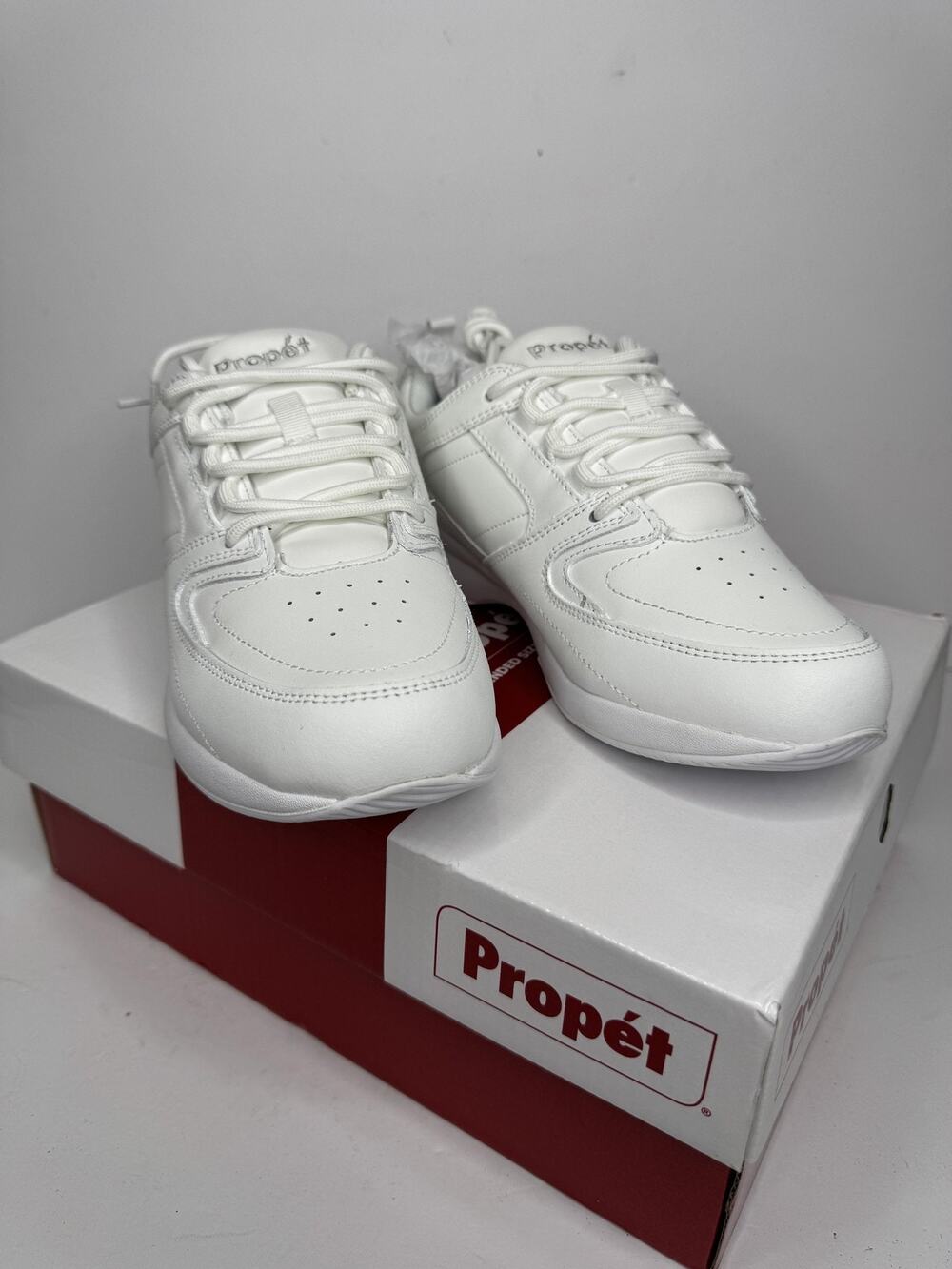 Propét Lifewalker Sport Shoes Womens Size 8 White Leather Walking Sneakers NEW